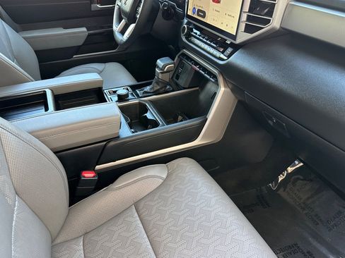 Used 2025 Toyota Tundra Limited image 15
