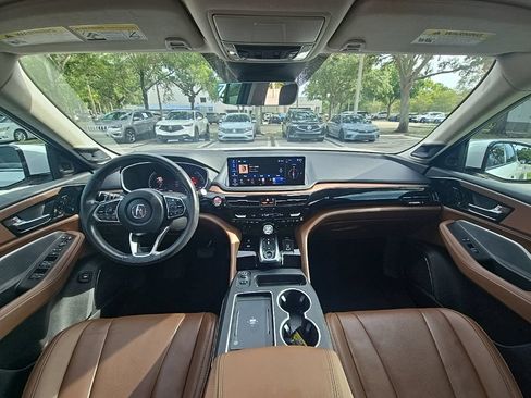 Used 2025 Acura MDX w/ Technology Package FWD image 34