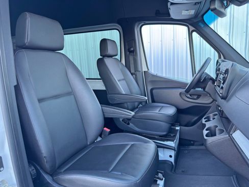 Used 2021 Mercedes-Benz Sprinter 2500 w/ Charging Package, Dashboard image 26
