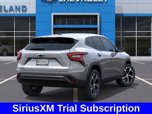 New 2026 Chevrolet Trax RS w/ Sunroof Package image 5