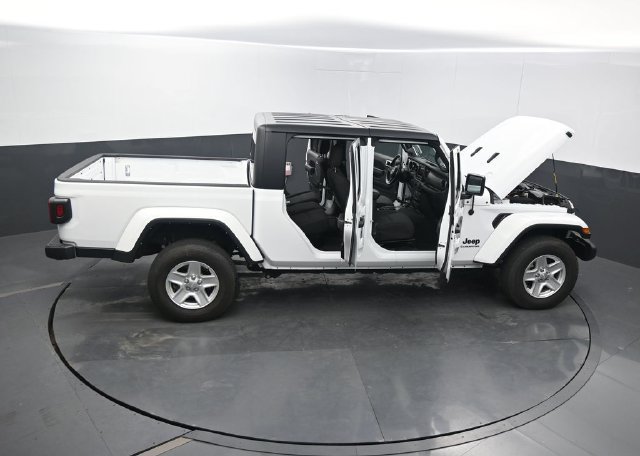 Used 2022 Jeep Gladiator Sport AWD/4WD image 70