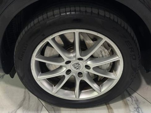 Used 2019 Porsche Cayenne AWD/4WD image 33