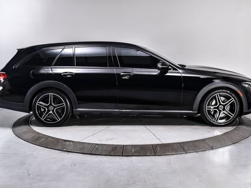 Used 2023 Mercedes-Benz E 450 4MATIC All-Terrain Wagon w/ Premium Package image 7
