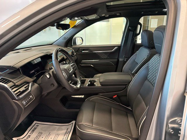 Used 2026 GMC Acadia Denali w/ Super Cruise Package AWD/4WD image 16