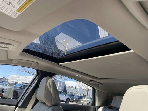 Certified 2023 Nissan Ariya FWD image 18