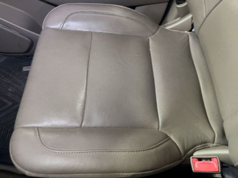 Used 2019 GMC Yukon XL SLT w/ Open Road Package image 19