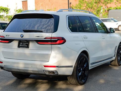Used 2025 BMW X7 xDrive40i w/ Premium Package AWD/4WD image 8