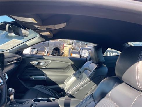 Used 2024 Ford Mustang Premium image 11