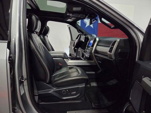 Used 2020 Ford F350 Platinum w/ FX4 Off-Road Package image 8