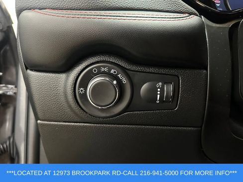 Used 2023 Dodge Durango R/T w/ Blacktop Package AWD/4WD image 10