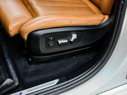 Used 2022 BMW X5 sDrive40i w/ M Sport Package RWD image 34
