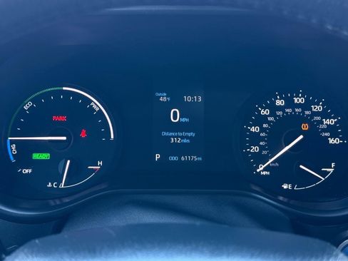 Used 2024 Toyota Sienna XLE image 36