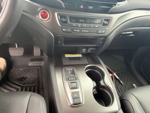 Used 2023 Honda Passport EX-L image 12