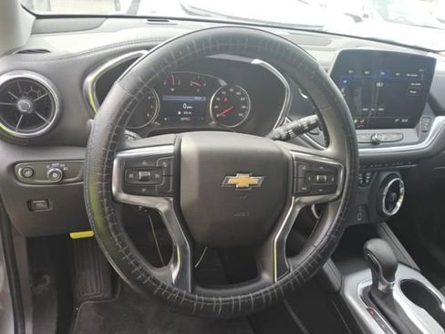 Used 2024 Chevrolet Blazer LT image 6