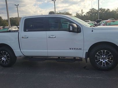 Used 2021 Nissan Titan SV w/ SV Convenience Package