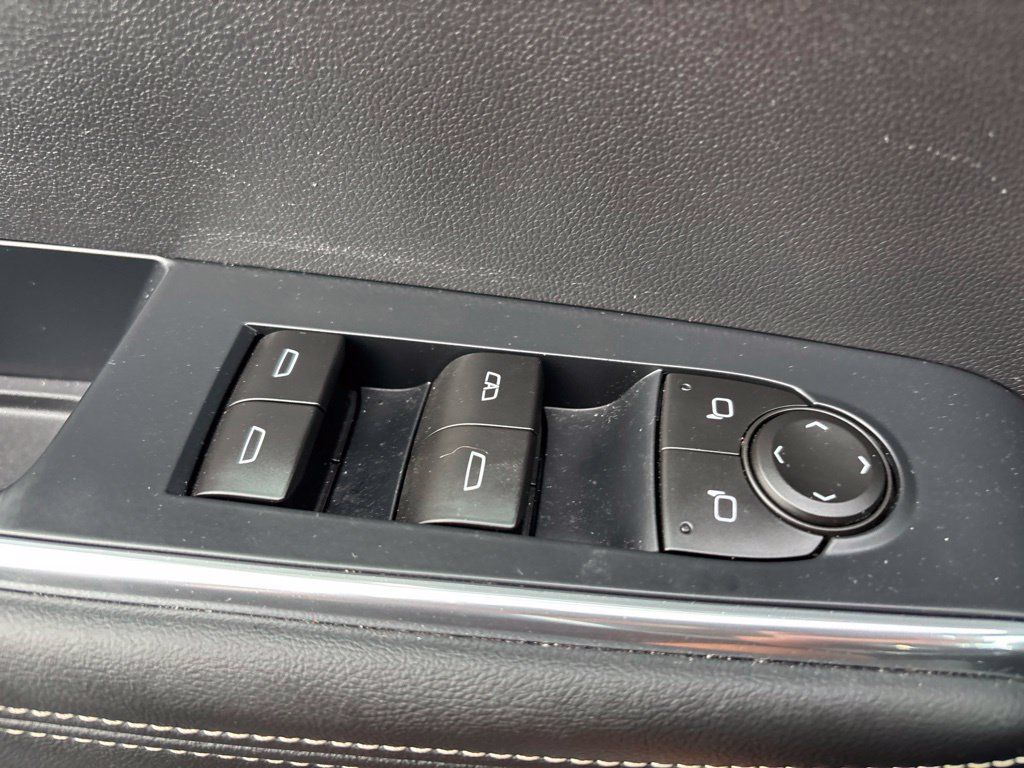 Used 2026 GMC Acadia Elevation AWD/4WD image 16
