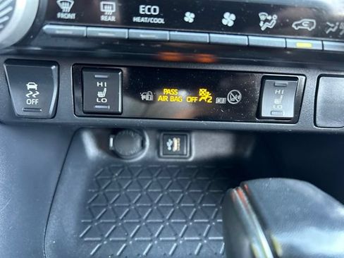 Used 2023 Toyota RAV4 SE w/ Weather & Moonroof Package AWD/4WD image 21