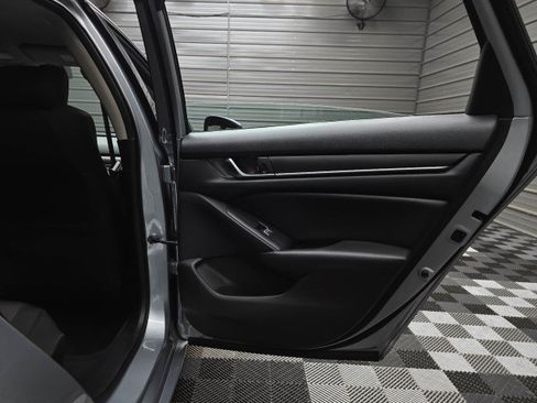 Used 2020 Honda Accord LX image 33