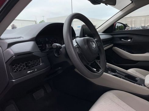 Certified 2025 Honda Accord LX image 27