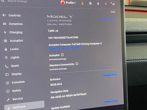 Used 2026 Tesla Model Y AWD image 27