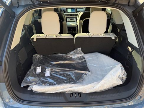 New 2026 Lincoln Aviator Reserve AWD/4WD image 18