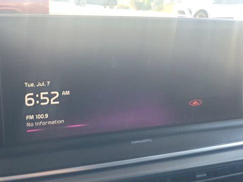 Used 2022 Kia Telluride S FWD image 13
