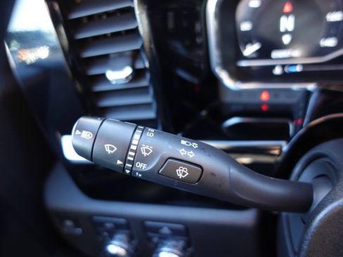 Used 2024 GMC Sierra 1500 Elevation image 43