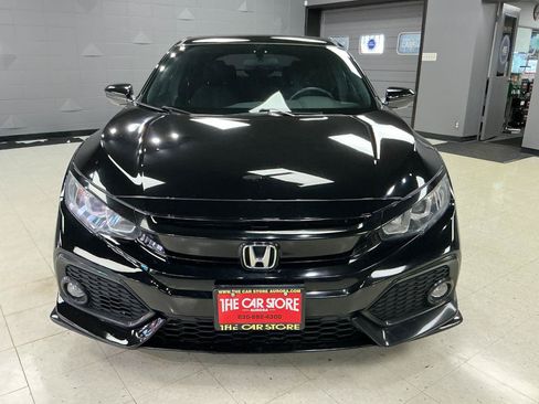 Used 2018 Honda Civic Sport image 8