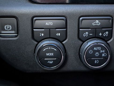 Certified 2023 Chevrolet Silverado 1500 RST image 23