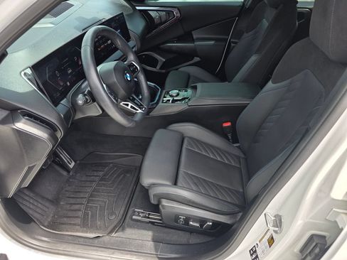 Used 2025 BMW X3 xDrive30i w/ M Sport Package AWD/4WD image 9