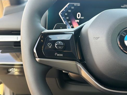 New 2026 BMW 530i w/ Convenience Package image 37