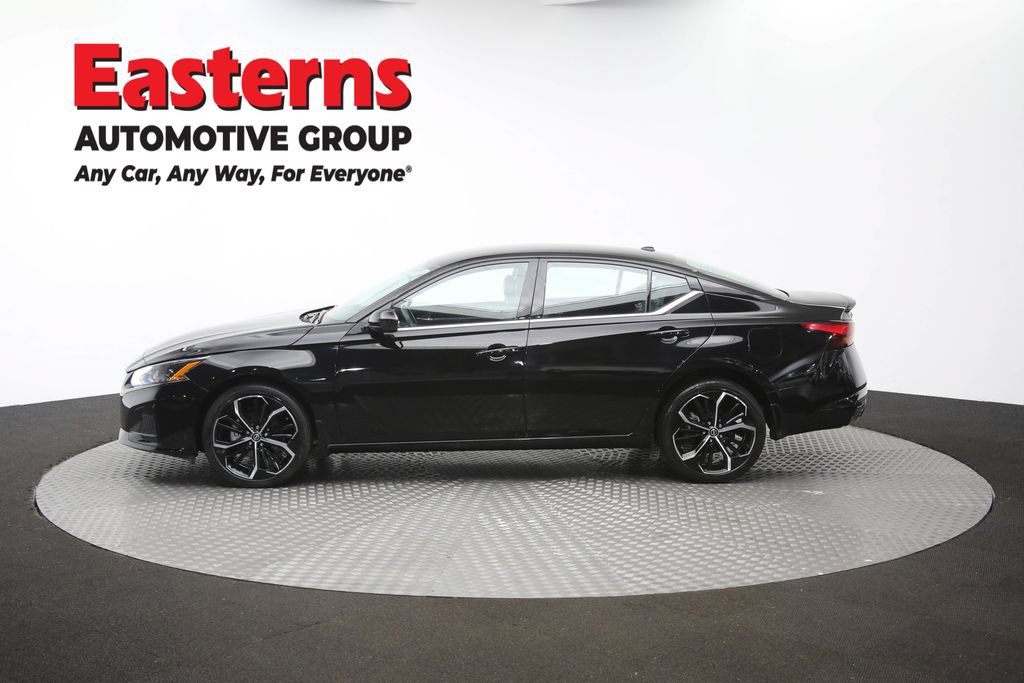 Used 2023 Nissan Altima 2.5 SR AWD/4WD image 65