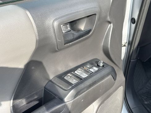 Used 2023 Toyota Tacoma SR image 10