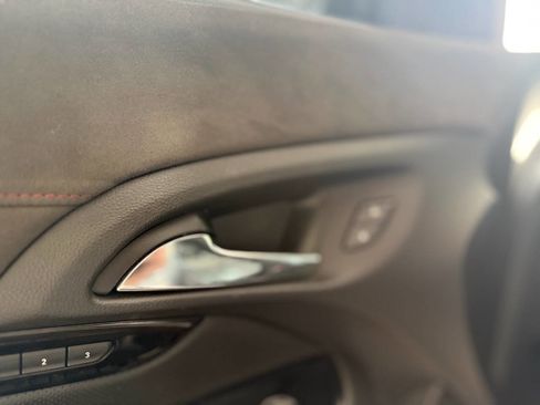 Used 2014 Chevrolet SS RWD image 31