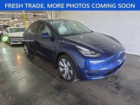 Used 2023 Tesla Model Y Long Range AWD/4WD image 1