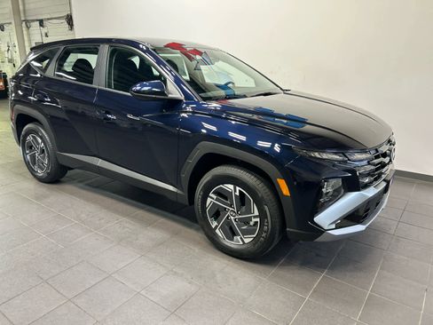 New 2026 Hyundai Tucson Blue SE AWD/4WD image 2