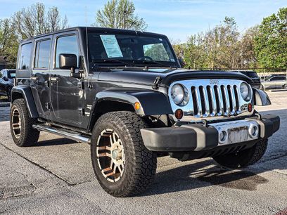 Used 2010 Jeep Wrangler Unlimited Sahara w/ Dual Top Group