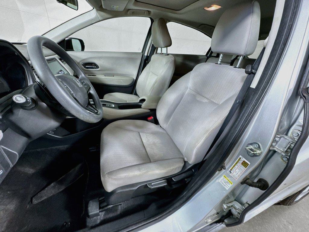 Used 2016 Honda HR-V EX image 25