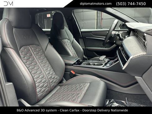 Used 2025 Audi RS 6 performance w/ Black Optic Package AWD/4WD image 21