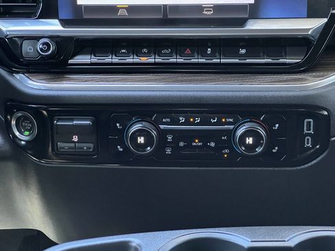 Used 2024 Chevrolet Silverado 1500 LT image 20