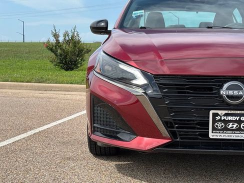 Used 2025 Nissan Altima 2.5 SR FWD image 4