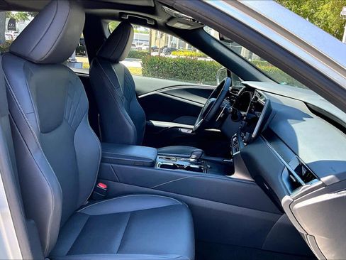 Used 2025 Lexus RX 350 Premium w/ Accessory Package (K3) image 9