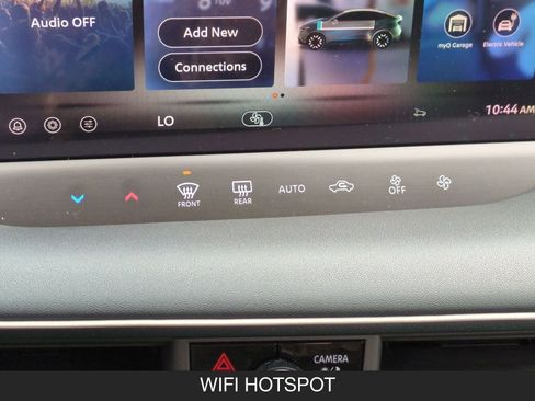 New 2026 Nissan Leaf image 21