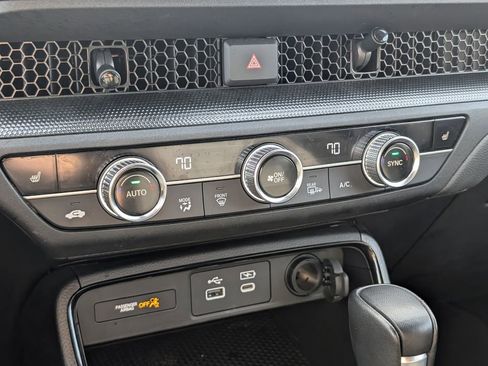 Certified 2025 Honda CR-V Sport image 18