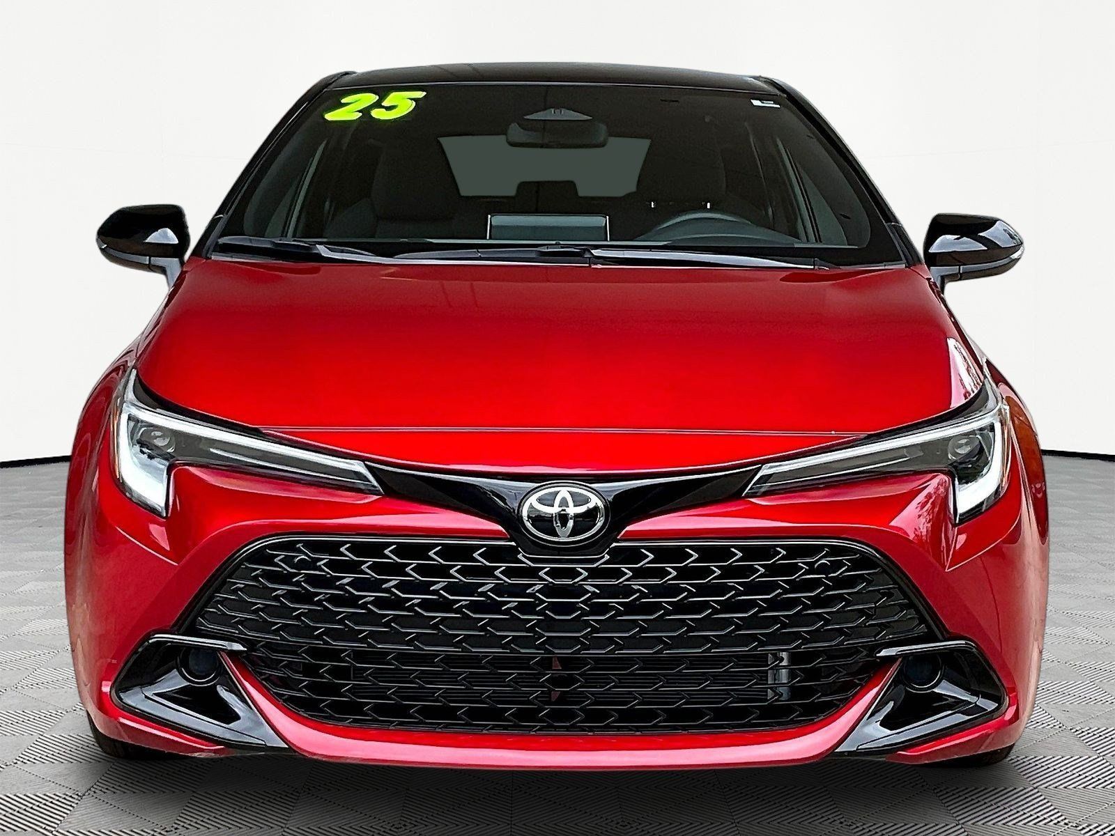 Used 2025 Toyota Corolla SE w/ SE Package FWD image 2