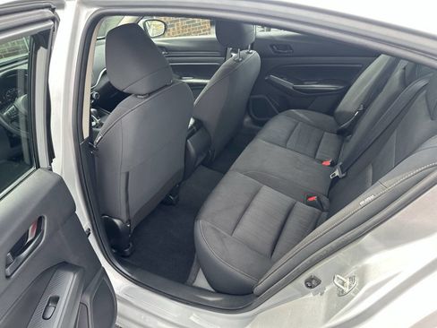 Used 2023 Nissan Altima 2.5 S FWD image 13