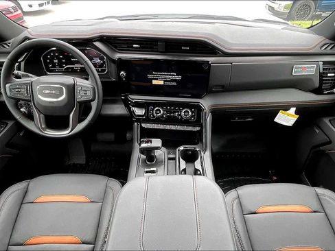 New 2025 GMC Sierra 1500 AT4 w/ AT4 Premium Package image 5