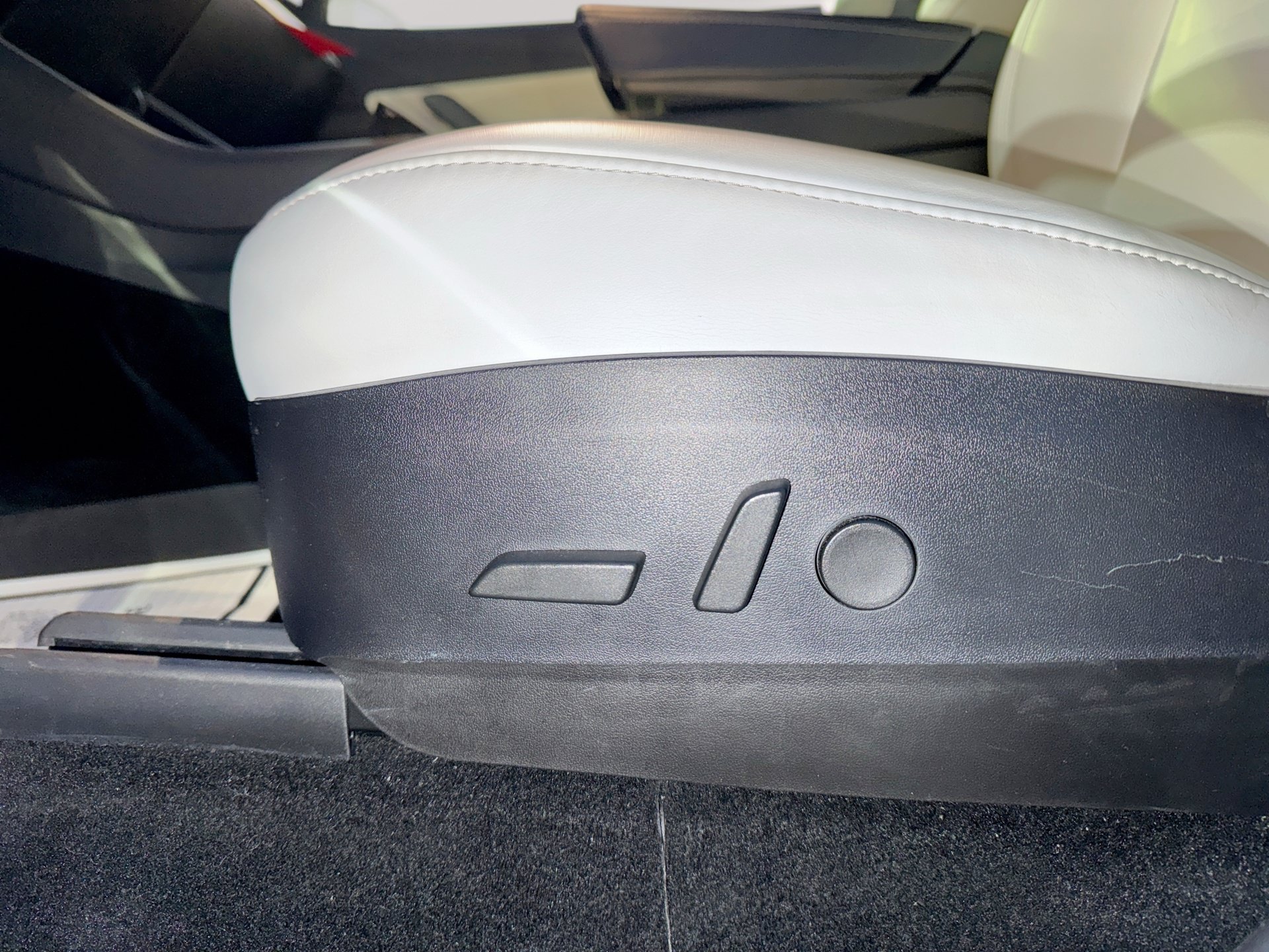 Used 2020 Tesla Model Y Performance AWD/4WD image 14