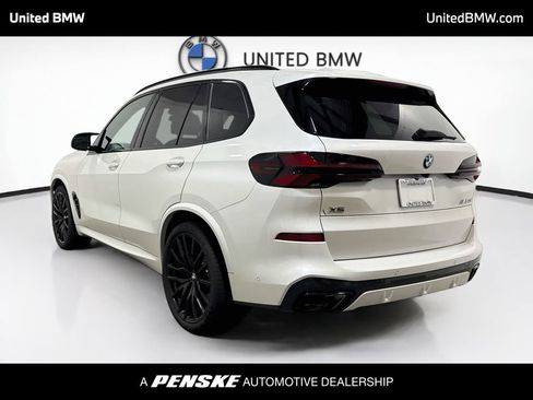 Used 2024 BMW X5 M60i AWD/4WD image 7