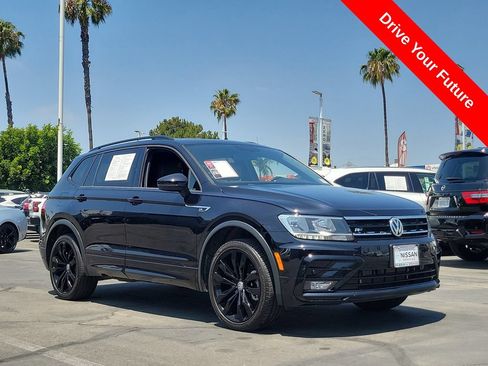 Used 2021 Volkswagen Tiguan SE R-Line AWD/4WD image 34